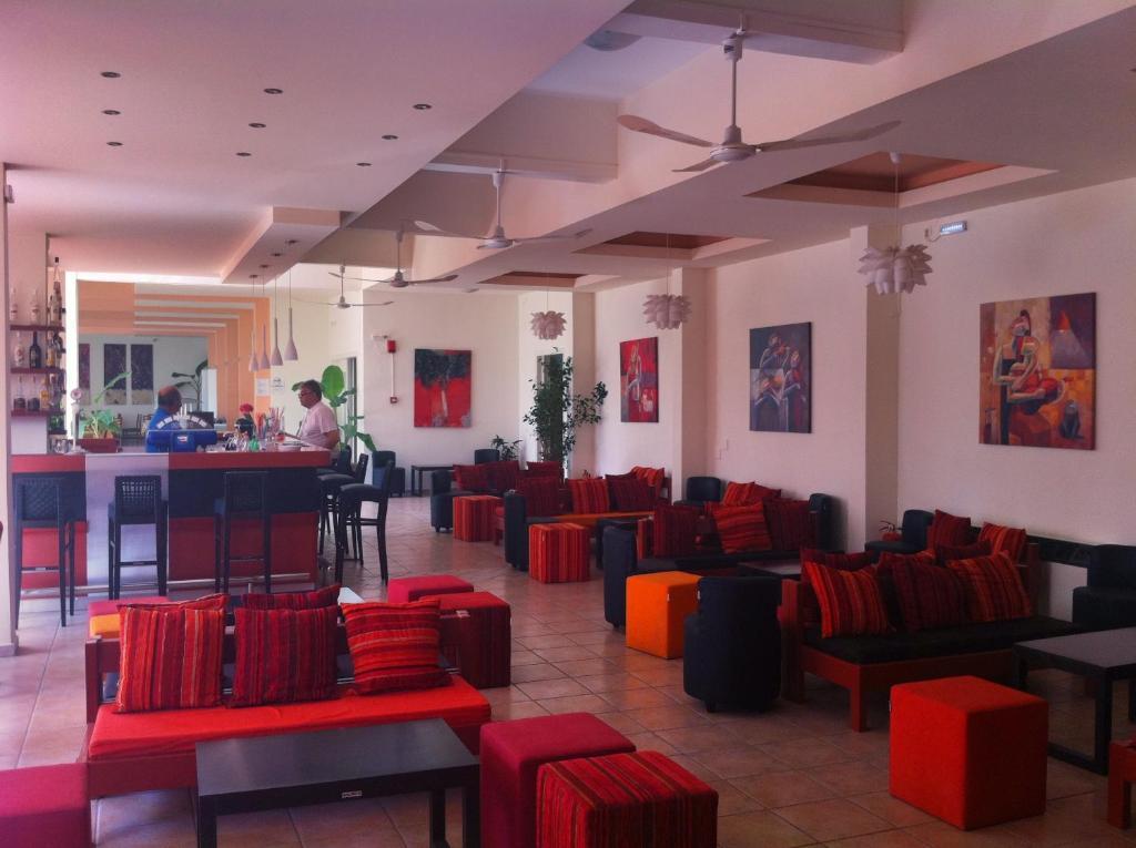Ipsos Beach Hotel Esterno foto