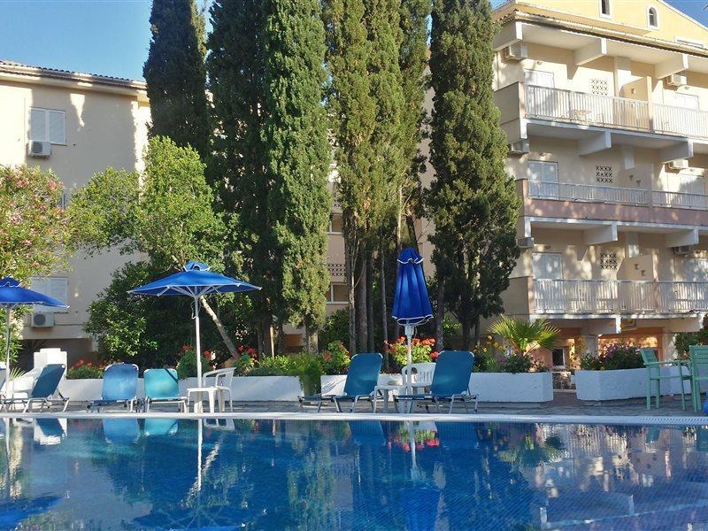 Ipsos Beach Hotel Esterno foto