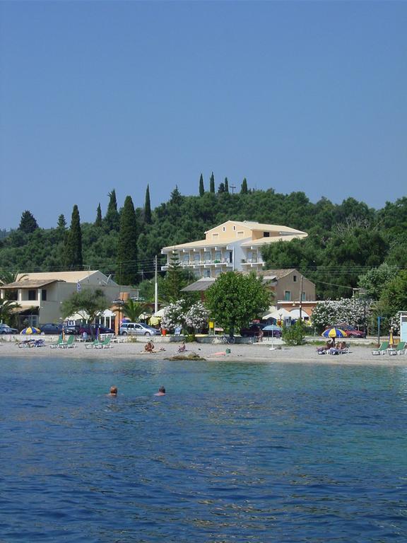 Ipsos Beach Hotel Esterno foto